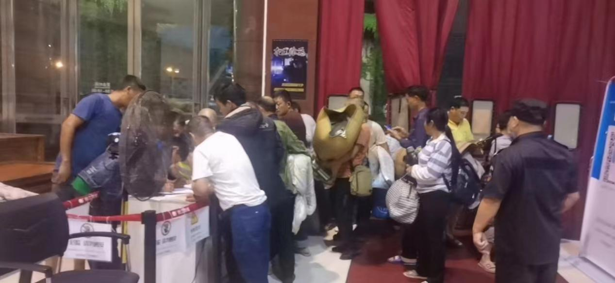 臺風來襲 錢江商城做好轉(zhuǎn)移安置建筑工人保障工作