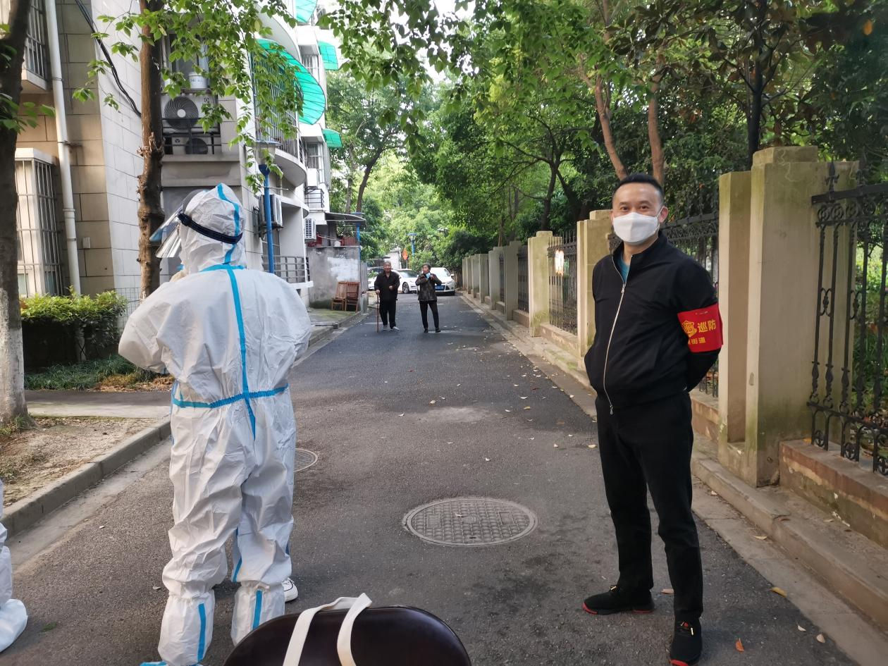 浙江建華集團(tuán)黨員、員工積極協(xié)助參加核酸檢測(cè)工作