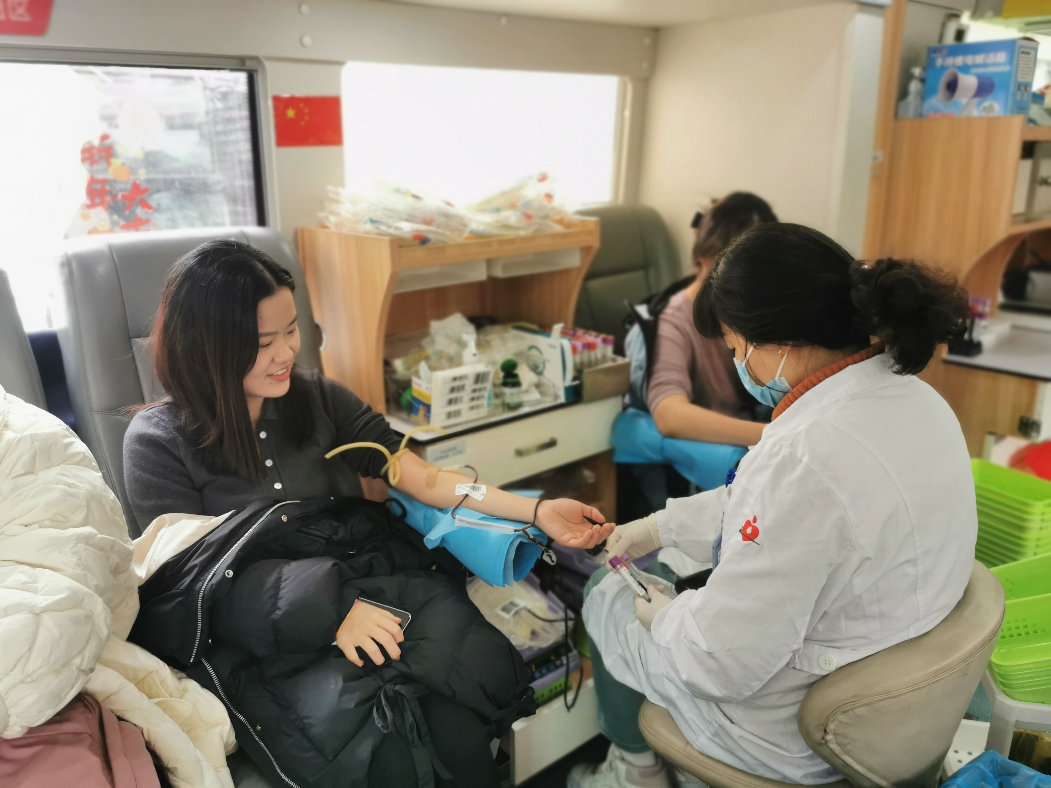 水晶城參與上塘街道無償獻(xiàn)血活動(dòng)