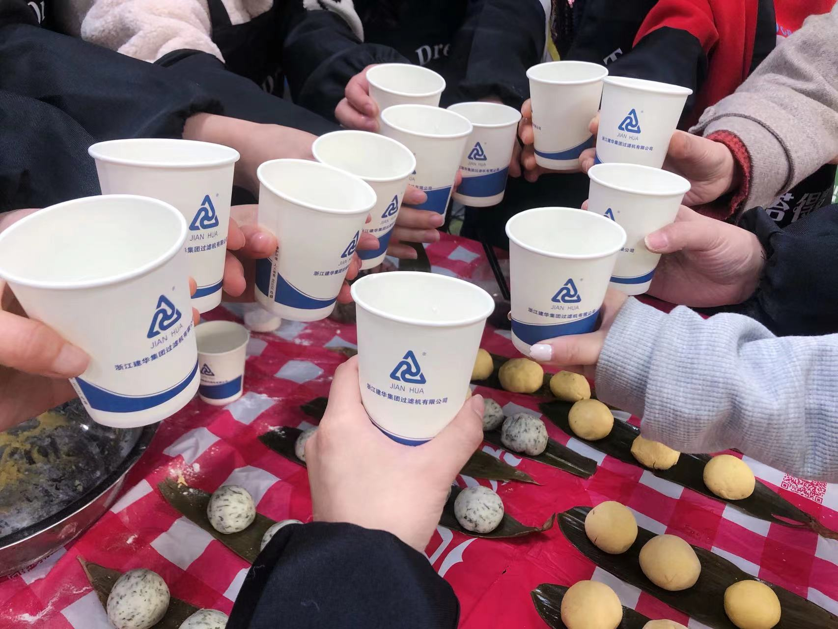 青團(tuán)飄香，溫暖清明