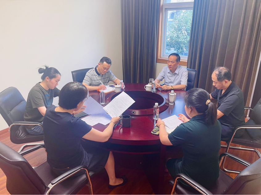 把脈市場(chǎng)動(dòng)態(tài)，明確未來發(fā)展方向——董事長(zhǎng)一行赴建華進(jìn)出口貿(mào)易有限公司調(diào)研