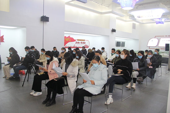 新形勢(shì)、新篇章、新方向 ——建華文創(chuàng)集團(tuán)召開(kāi)2021總結(jié)表彰大會(huì)