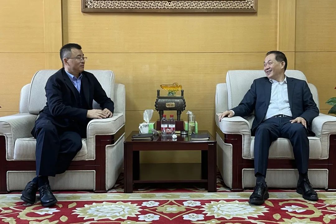 拱墅區(qū)副區(qū)長，公安分局黨委書記、局長徐曉東一行蒞臨集團指導(dǎo)