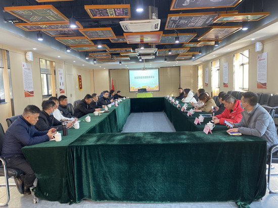 廬陽(yáng)區(qū)海棠街道黨建聯(lián)席會(huì)議在廬陽(yáng)建華文創(chuàng)園順利召開