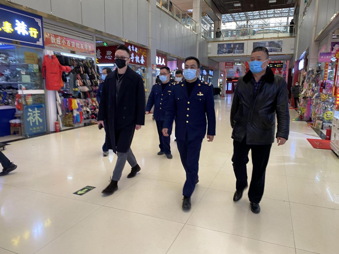 拱墅區(qū)市場監(jiān)管局黨委書記、局長趙斌蒞臨錢江商城 檢查疫情防控工作