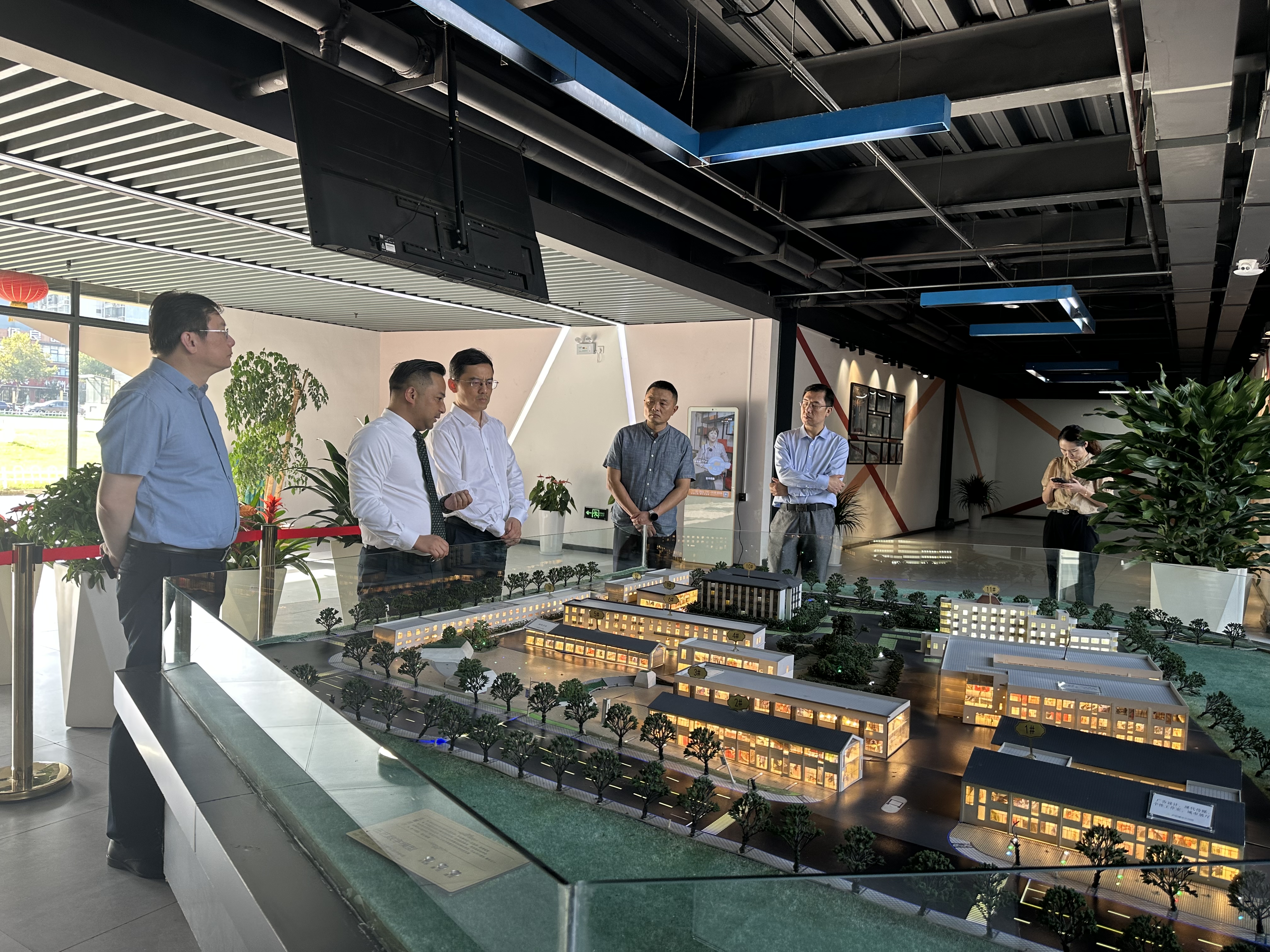 bf002b4b6f8e40d57da0c1a7e0968fd.jpg bf002b4b6f8e40d57da0c1a7e0968fd.jpg